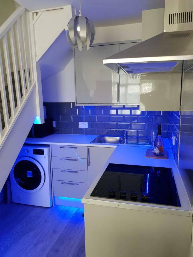 Webb Place 2 Bedroom Apartment ! Croydon Ngoại thất bức ảnh
