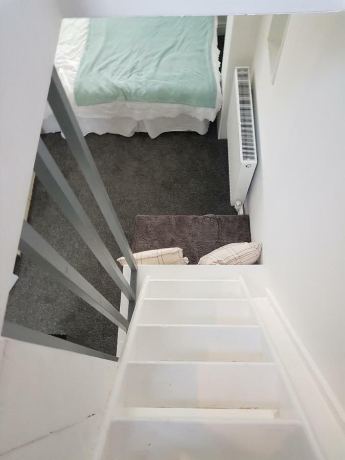 Webb Place 2 Bedroom Apartment ! Croydon Ngoại thất bức ảnh